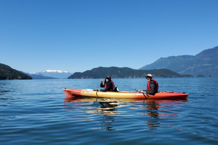 a small boat in a body of water